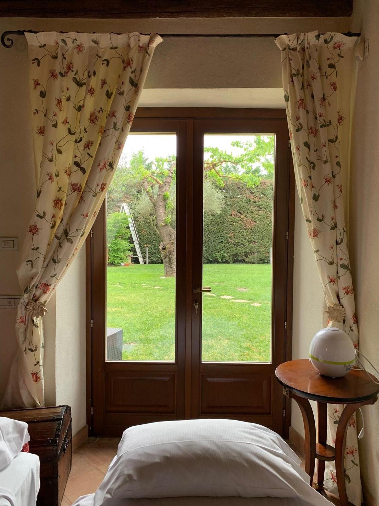Casale La Meridiana Ponti sul Mincio Kamer foto